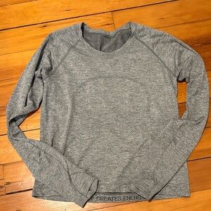 Lululemon Gray Long Sleeve Athletic Top